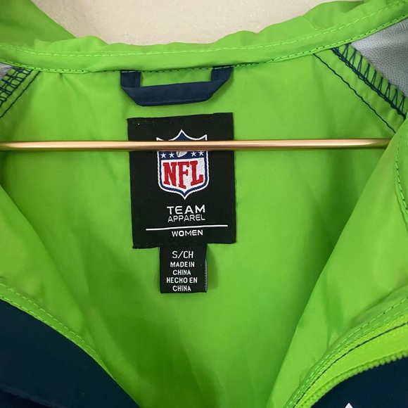 Seahawks Jacket (Windbreaker) - Picture 4 of 4